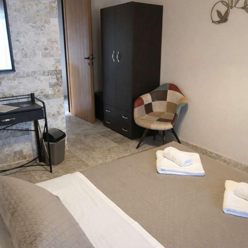 Room 4, Tainaros Rooms - Beachfront Cozy Getaway, Peloponnese