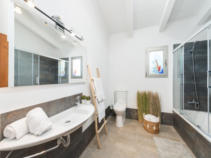 Bathroom 3, Sa Finca - Villa With Private Pool In Muro, Baleares