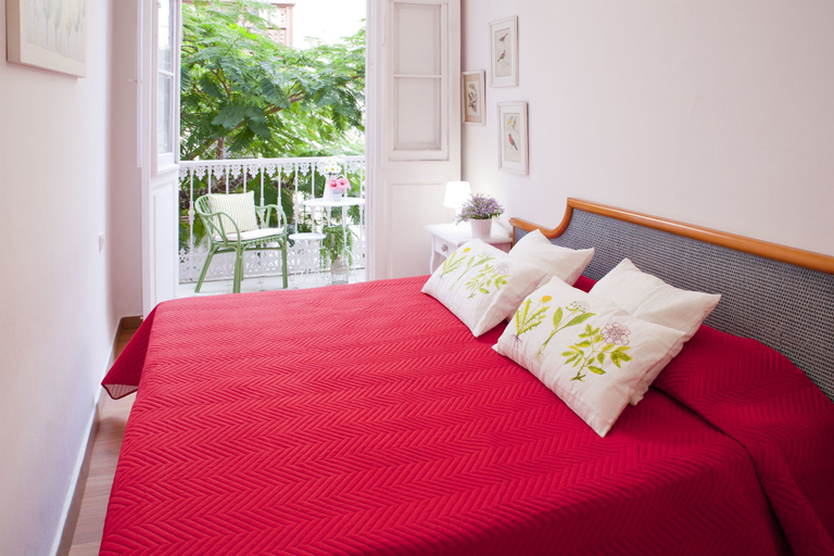 Bedroom 2, Pensión Casablanca, Santa Cruz de Tenerife
