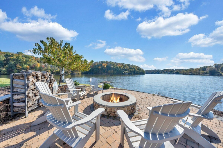 Terrace/patio 4, Paradise Point - Lakefront Home With Private Dock!, Bedford