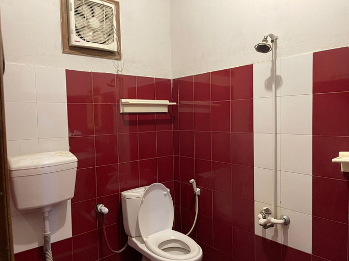 Bathroom 5, Guest House Near Expo Center karachi, Karachi