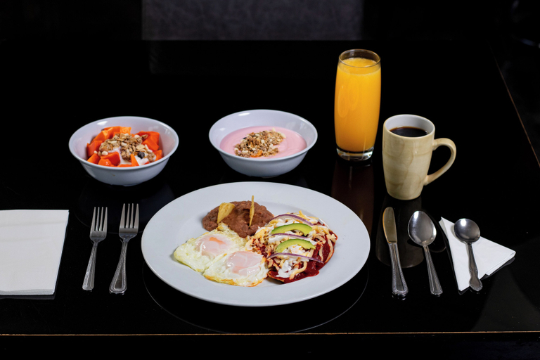 Food & Drinks 4, Los Cedros Hotel Inn Delicias, Saucillo