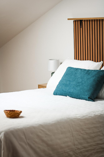 2, Suites Puerta Donana, Huelva