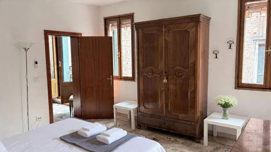 Room 2, Cà de Sbiess, Venezia