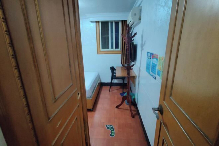 Others 3, Jinying Hostel, Shanghai