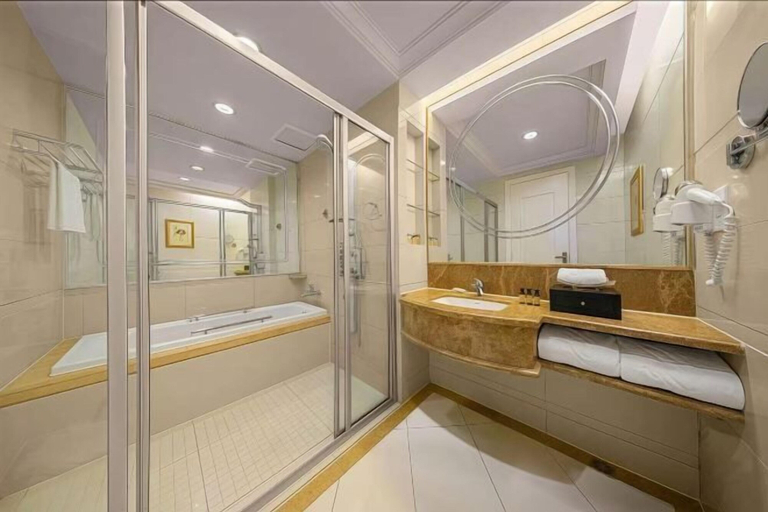 Bathroom 5, Country Garden Phoenix Hotel Changsha, Changsha
