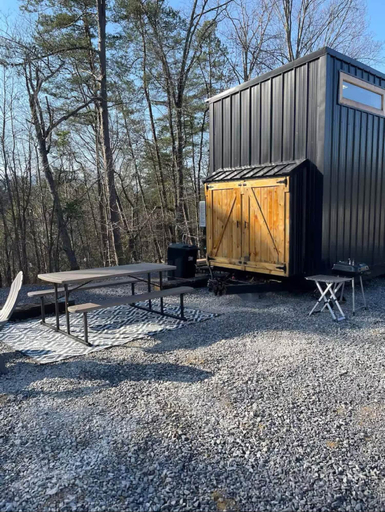 Room 4, Mountain Top Tiny House by Beyond Expectations, Sevier
