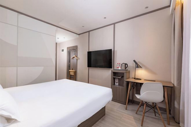 Bedroom 3, HanTing Hotel (Qinhuangdao Development Zone Yanshan University), Qinhuangdao