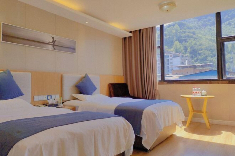 Bedroom 3, Yinlai Hotel, Dazhou