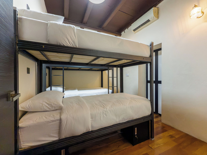 Room 2, Melmond Maison, Penang Island