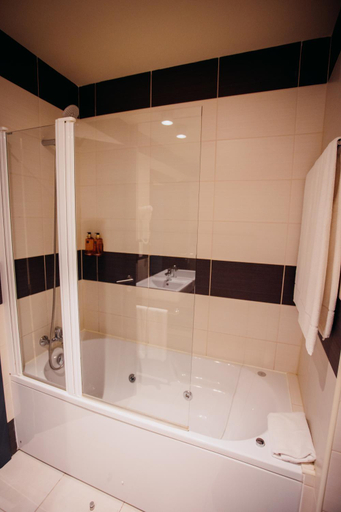 Bathroom 4, The Prime Energize, Vila Real de Santo António