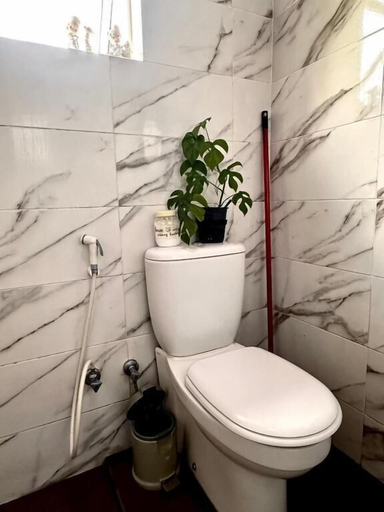 Bathroom 3, House of Sincerity, Maharagama