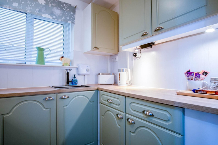 Floor plan 5, Seaward Apartment - 2 Bed Apartment - Saundersfoot, Pembrokeshire