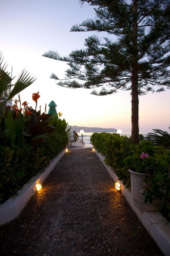 Others 5, Kristall Suites, Crete