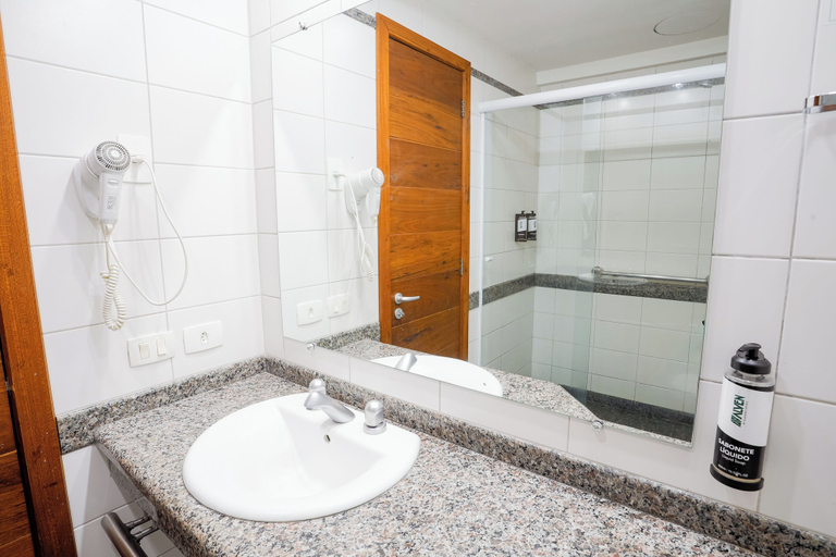 Bathroom 5, Alven Hotel by Slaviero Hotéis, Joinvile