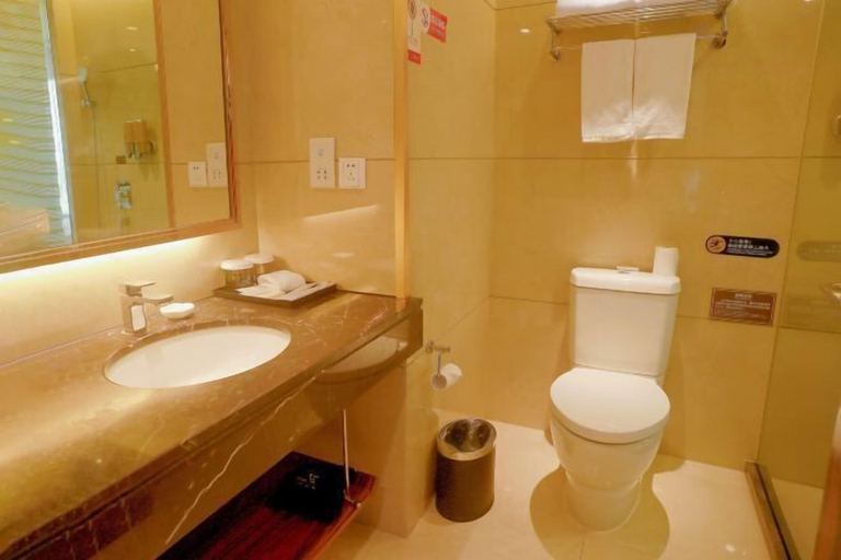 Bathroom 3, Lijing Hotel, Ningbo