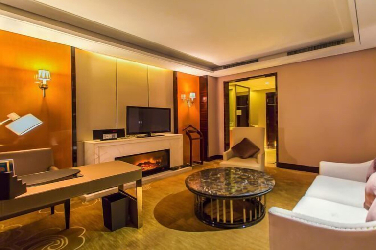 Bedroom 4, Xindao International Hotel, Yichang