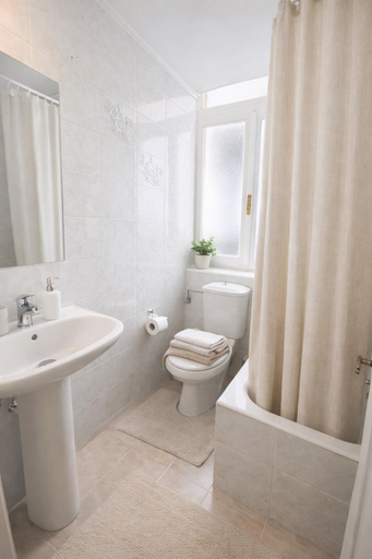 Bathroom 3, Aurora Apartments, North Aegean
