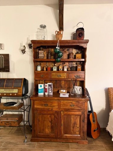 Others 5, Liguorini House, Avellino