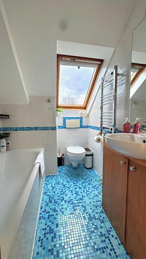 Room 3, Quiet Top-floor Retreat, London
