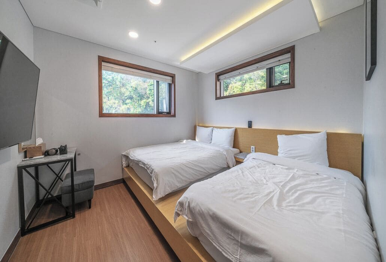 Room 5, Le Grand Bleu Resort, Yeosu