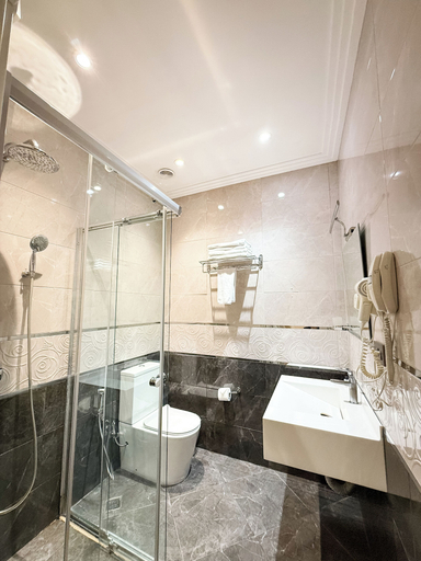 Bathroom 4, Theatrum Hotel Baku, Baku