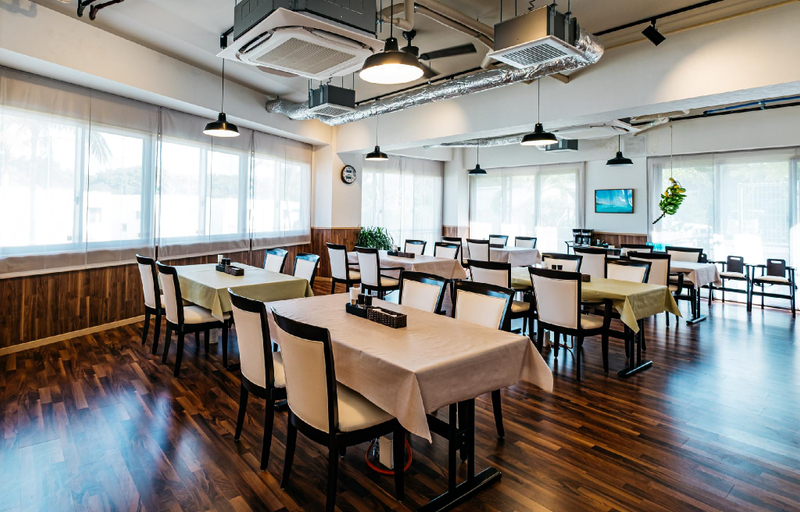 Food & Drinks 5, Seaside Village 13(シーサイドヴィレッジ・サーティーン), Ishigaki
