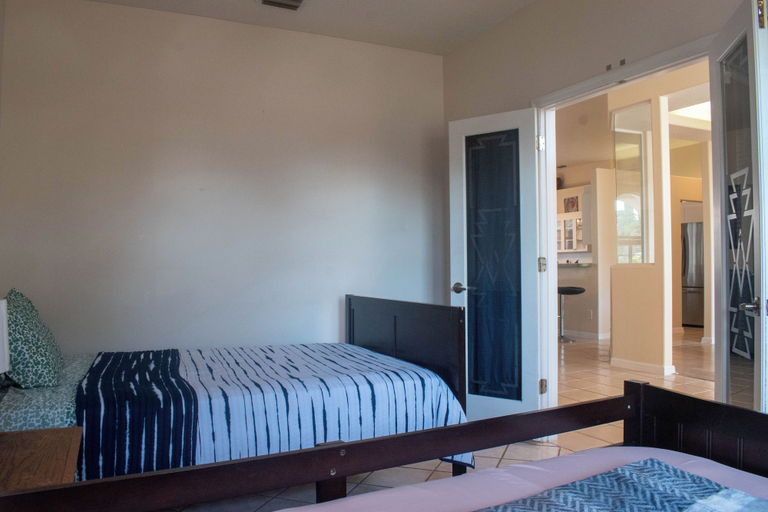 Room 5, Peace of Mind and Resting place, Saint Lucie