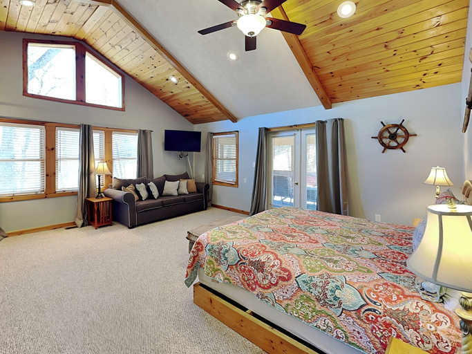 Bedroom 5, Sunkissed Lodge by Taylor Made Deep Creek, Garrett