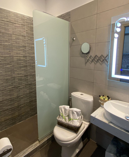 Bathroom 2, Anthemida Rooms, Central Macedonia