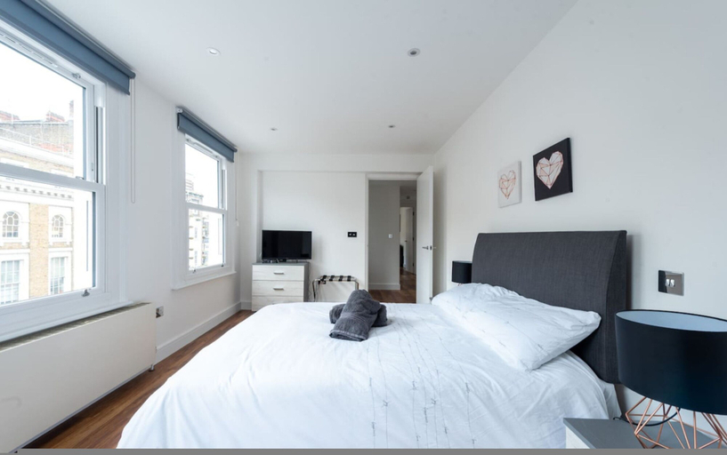 Others 4, Gorgeous Apartment by Hyde Park (SS4), London