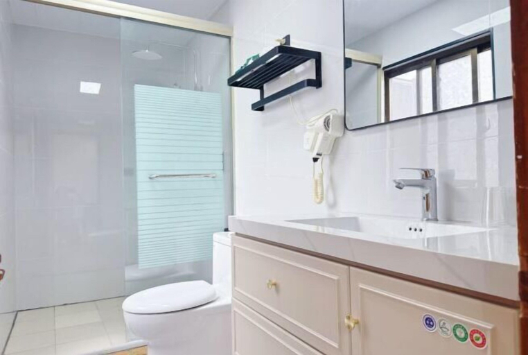 Bathroom 4, Fujun Hotel, Shanghai