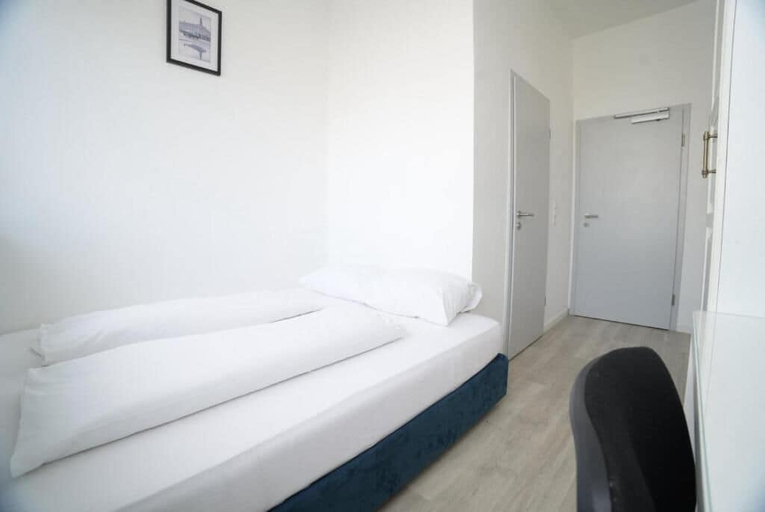 Room 2, Continental Hotel, Stuttgart