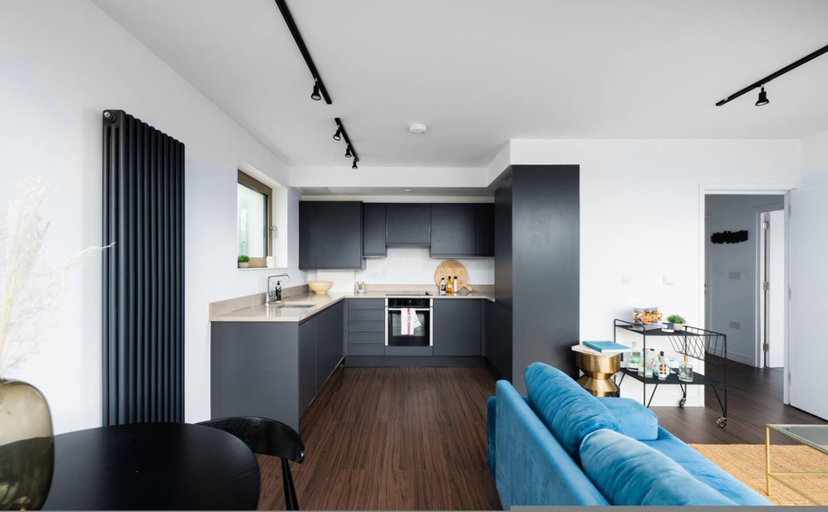 Room 5, Modern 1-bedroom Flat Cre8, London