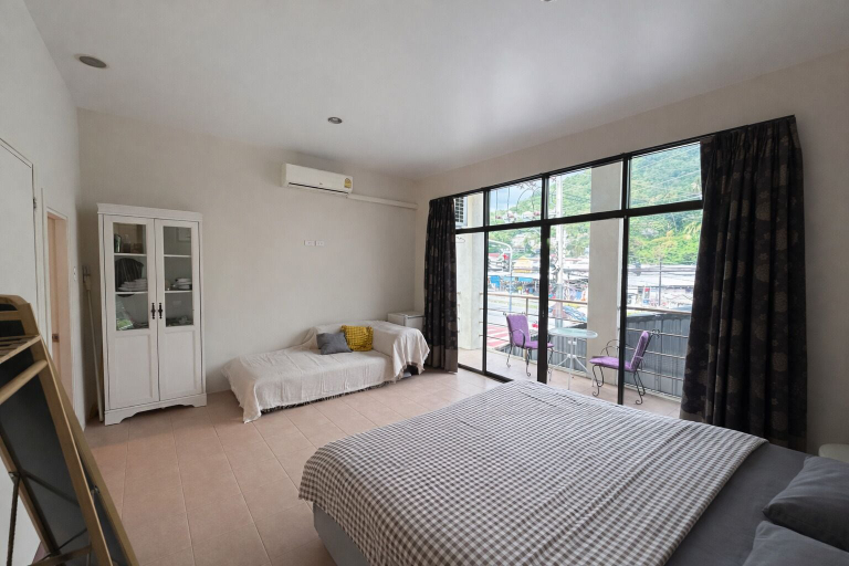Room 5, Nurgali Hotel, Phuket Island