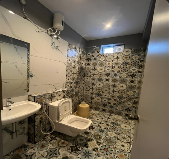 Bathroom 4, The K Inn Wavefront, Kancheepuram