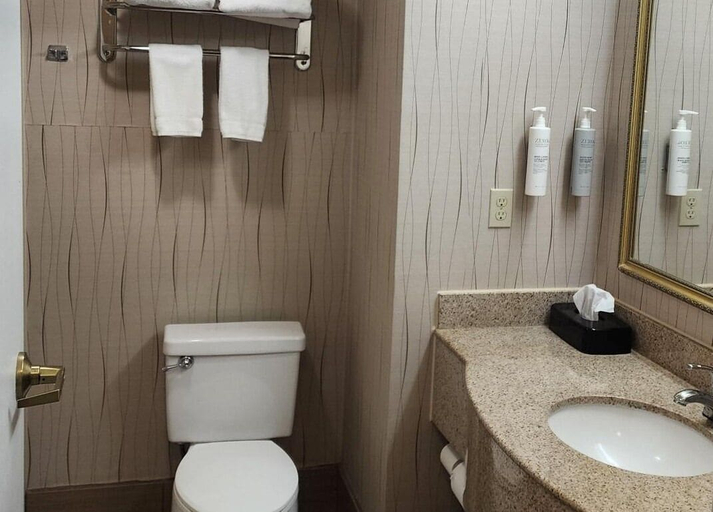 Bathroom 5, Baymont by Wyndham Midland TX, Midland