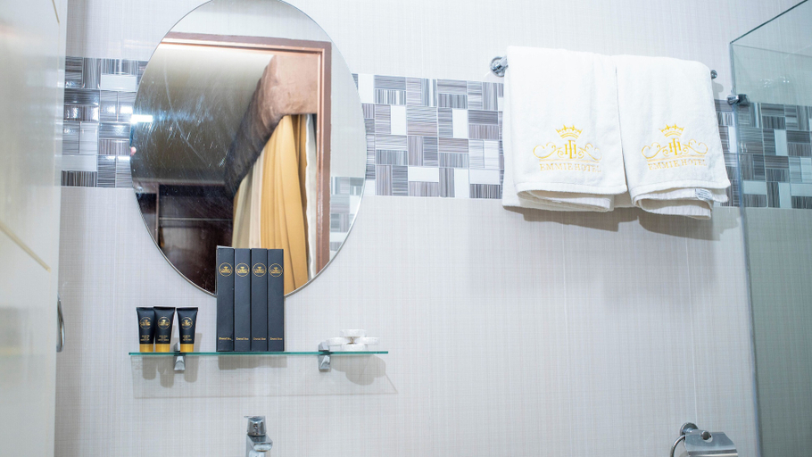 Bathroom 3, EMMIE HOTEL, Legazpi City