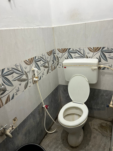 Bathroom 4, SK RESIDENCY NAGORE, Karaikal