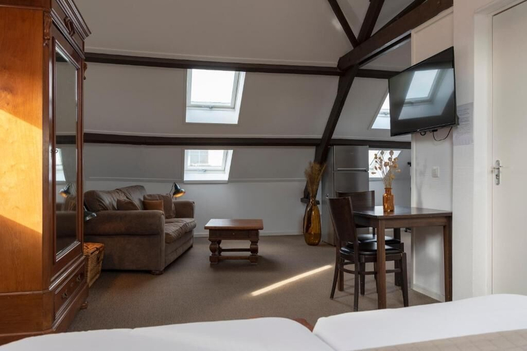 Interior 4, hcrslandswelvaren, Sluis