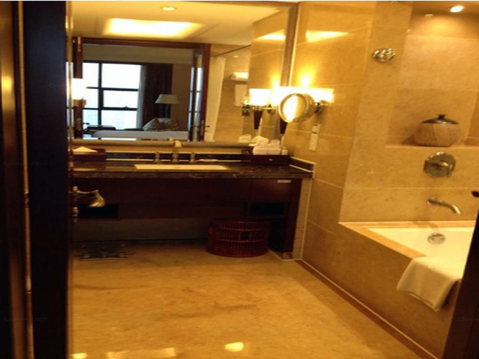 Bathroom 5, Landison Plaza Hotel Wuxi, Wuxi