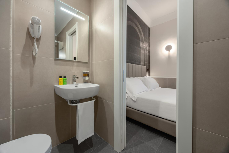 Bathroom 4, Hotel Astoria Garden, Rome