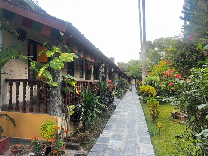 Exterior & Views 2, Jungle Safari Resort, Narayani