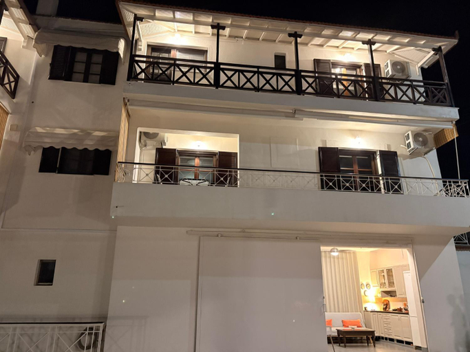 Exterior & Views 1, Elpida Apartments, Thessaly