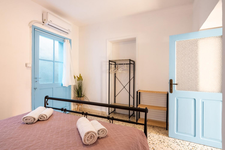 Bedroom 2, Katia's Home, South Aegean