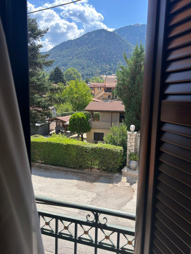 Others 5, Aristarchos Lodge, West Greece
