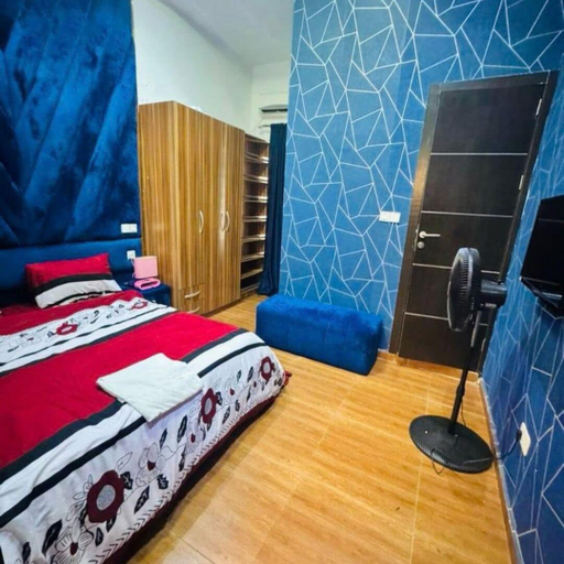 Room 2, Luxury 4BR Retreat, Eti-Osa
