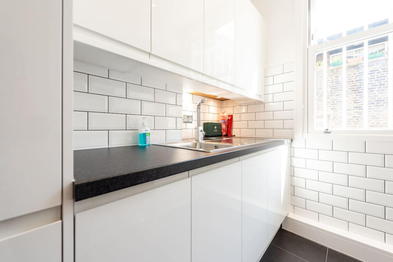 Room 5, Trendy Paddington Flat SS1, London