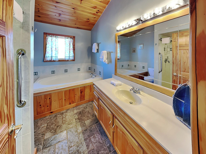Bathroom, Sunkissed Lodge by Taylor Made Deep Creek, Garrett