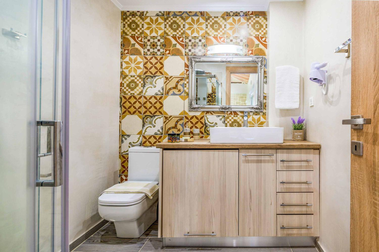 Bathroom 3, Villa Elenitsa, Crete
